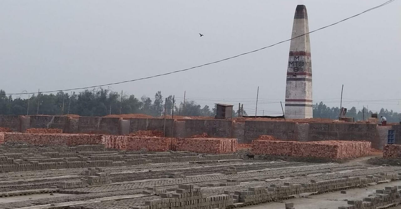 লালমনিরহাটে বিভিন্ন ইটভাটায় অভিযান চালিয়ে জরিমানা