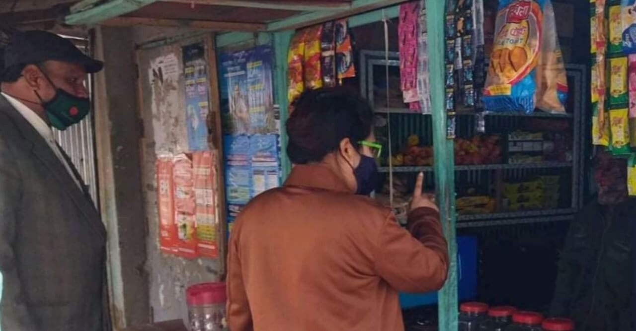 ডোমারে ভ্রাম্যমাণ আদালতে জরিমানা