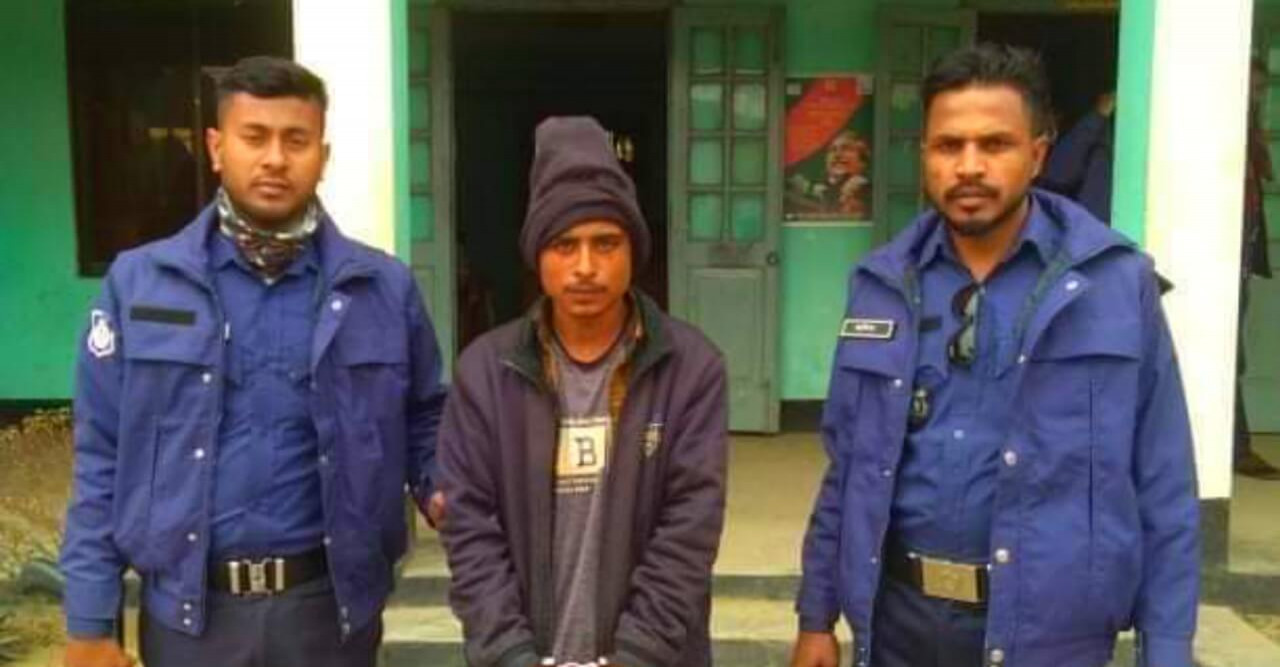 ইয়াবা ট্যাবলেটসহ ০২ মাদক ব্যবসায়ী গ্রেফতার
