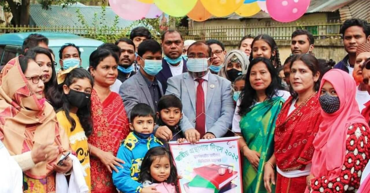 দিনাজপুরে জাতীয় গ্রন্থাগার দিবসের উদ্বোধন