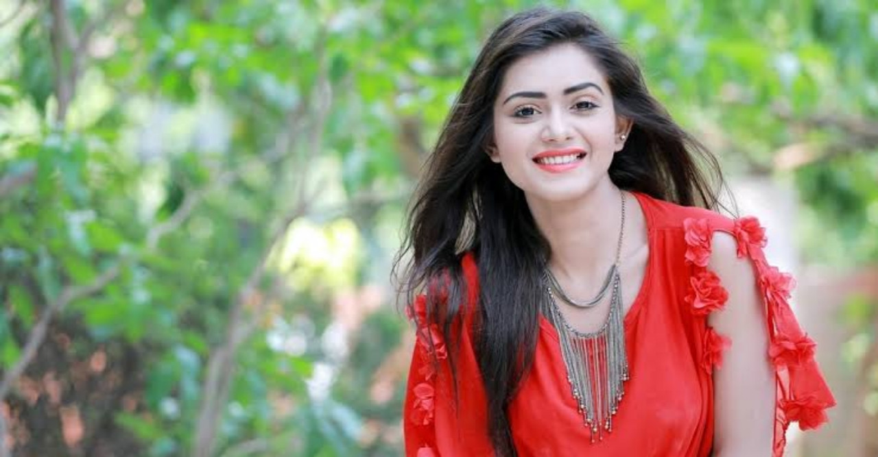 তানজিন তিশা জীবন বাজি রেখে লঞ্চ থেকে নদীতে ঝাঁপ দিয়েছিলেন