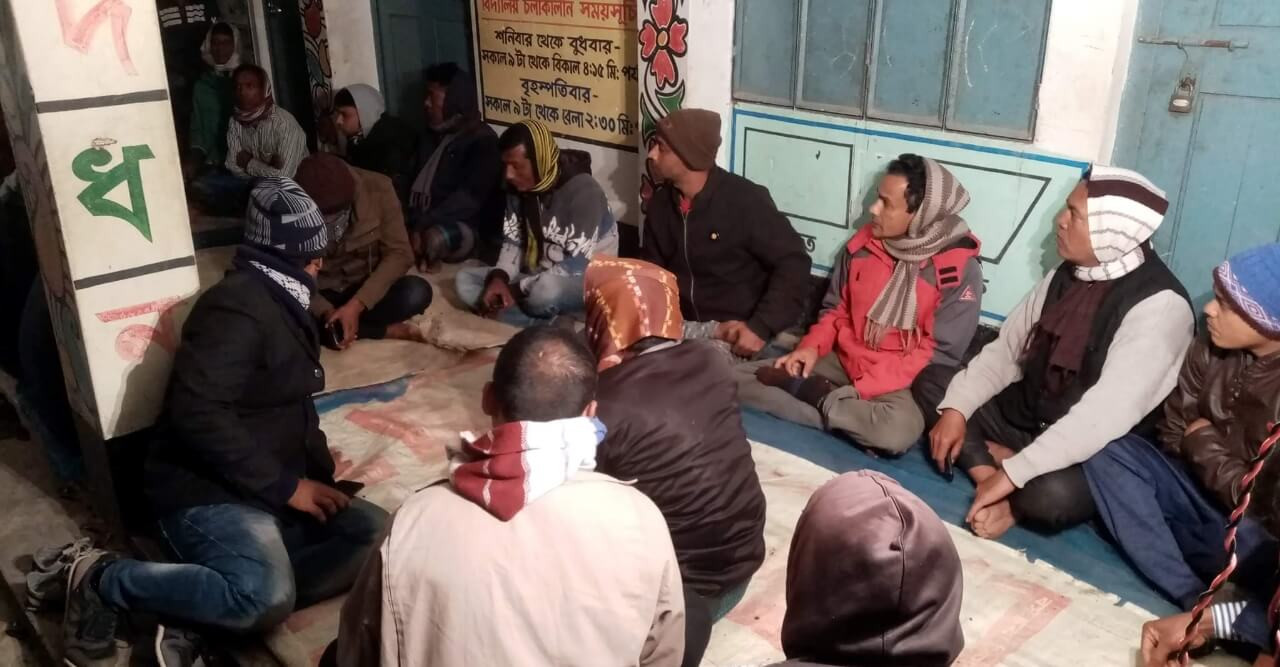 নড়াইলে জমি জোর করে নিয়ে গুম করে দেওয়ার অভিযোগ সালামের বিরুদ্ধে