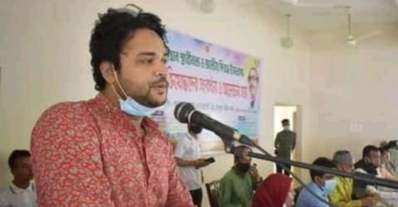 বানিয়াচংয়ের চলাচলের রাস্তা ও খাল রেজিস্ট্রি করে দেওয়ার অভিযোগ সাবরেজিস্টার ইসমত পাশার বিরুদ্ধে