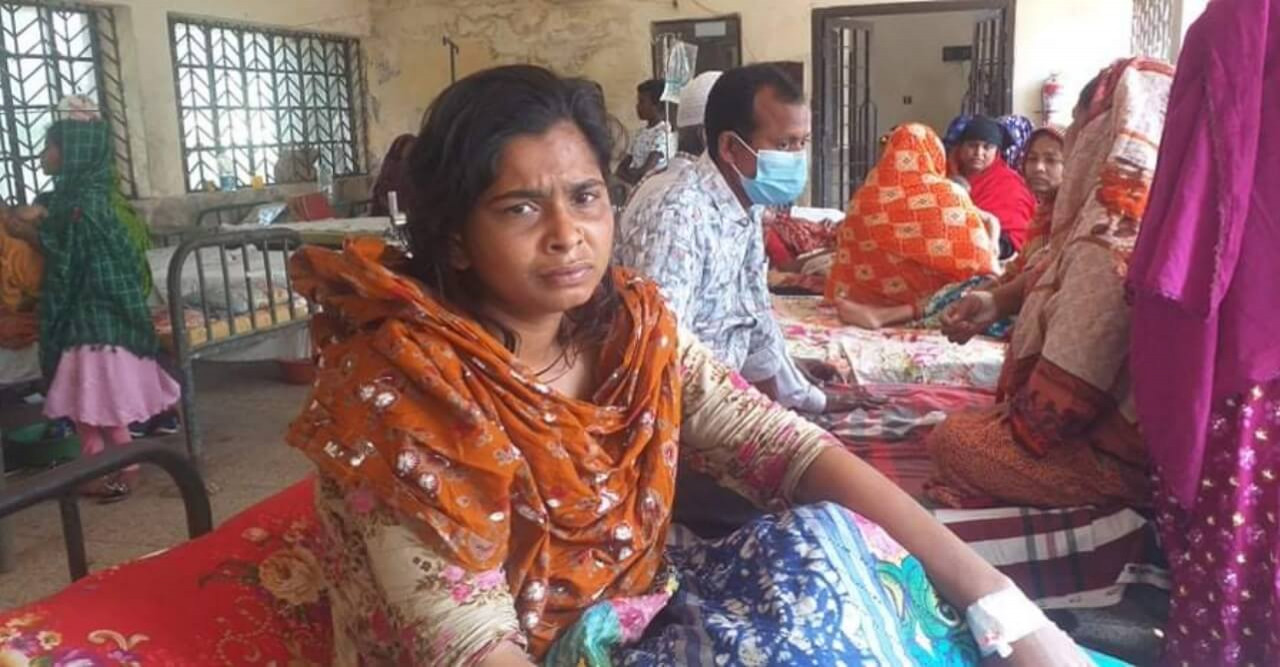 আমতলীতে প্রবাসীর স্ত্রীকে পিটিয়ে জখম