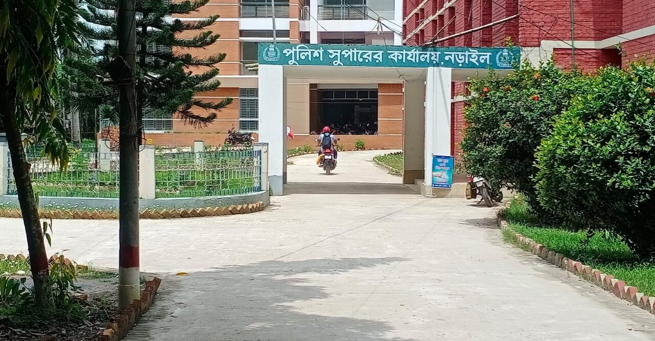 নড়াইলে সড়ক দূর্ঘটনায় দু’নারী নিহত, আহত