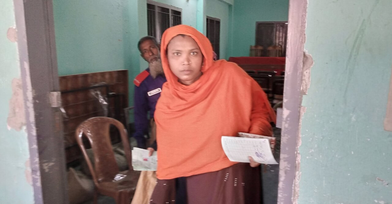 বগুড়া শেরপুর ভিজিডি চাল বিতারন