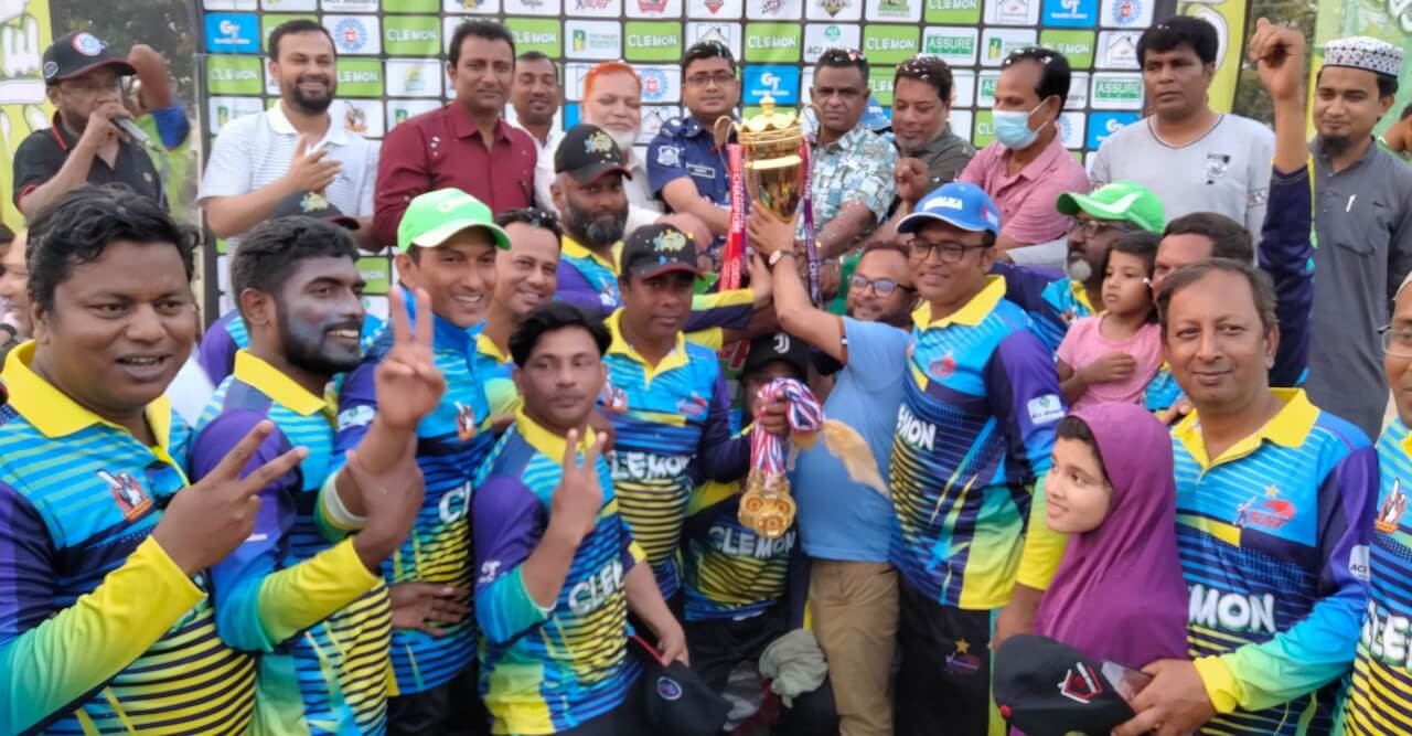 ৬ষ্ঠ দিনাজপুর মাস্টার্স কাপ ক্রিকেট টুর্নামেন্ট আবারও চ্যাম্পিয়ন আনন্দসাগর ব্লাস্ট