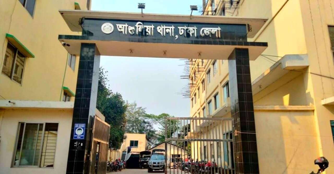 ভিডিও'র ভয় দেখিয়ে স্কুল শিক্ষার্থীকে ধর্ষণ