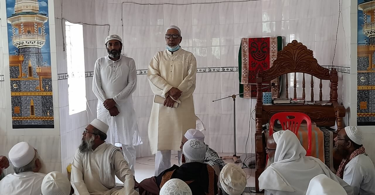 বাগেরহাটে হাজী সম্মেলন ও আলোচনা সভা অনুষ্ঠিত হয়েছে