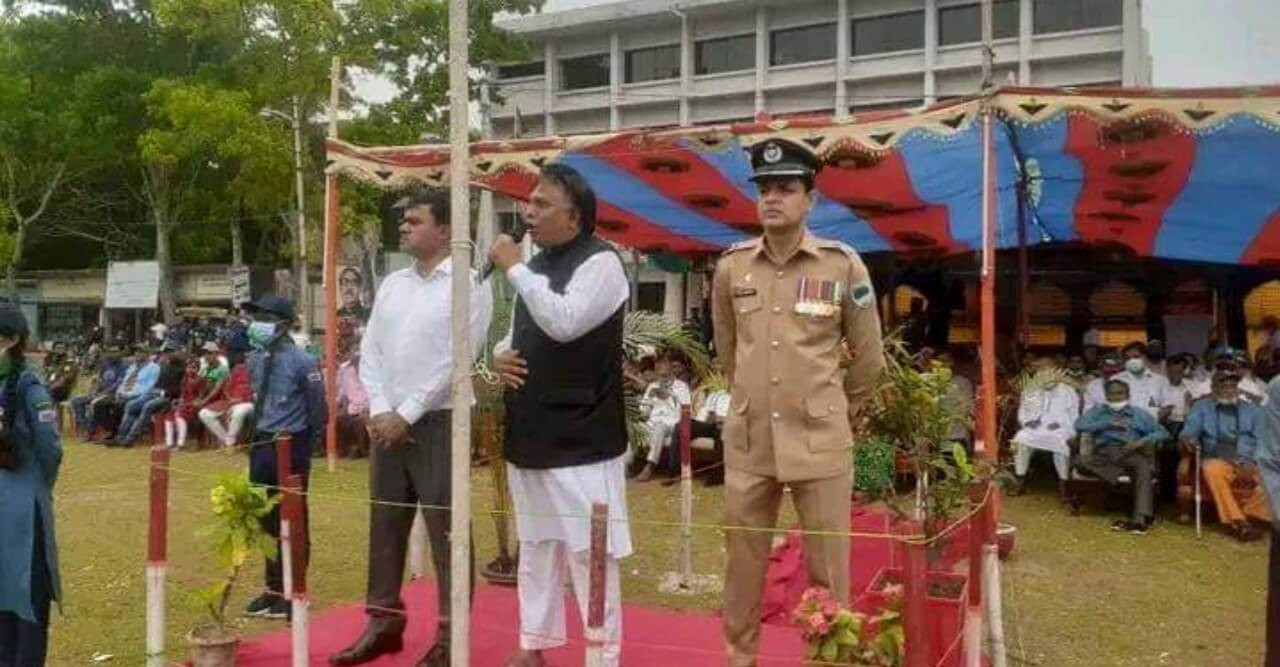 বটিয়াঘাটায় যথাযথ মর্যাদায় স্বাধীনতা ও জাতীয় দিবস পালিত
