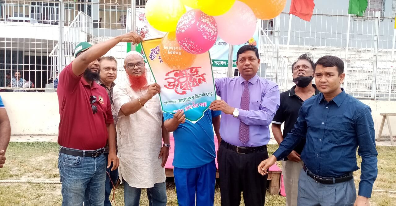 নড়াইলে প্রাইম ব্যাংক জাতীয় স্কুল ক্রিকেট টুর্নামেন্টের উদ্বোধন
