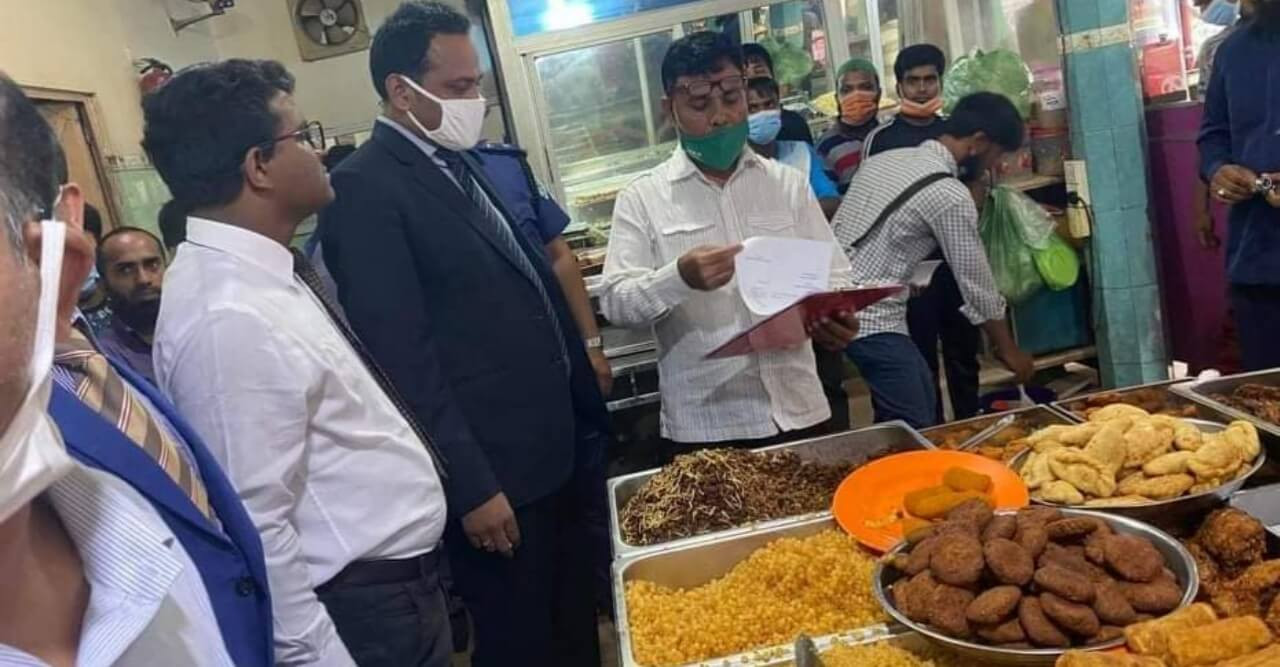 দুটি হোটেল মালিককে ছয়লাখ টাকা জরিমানা