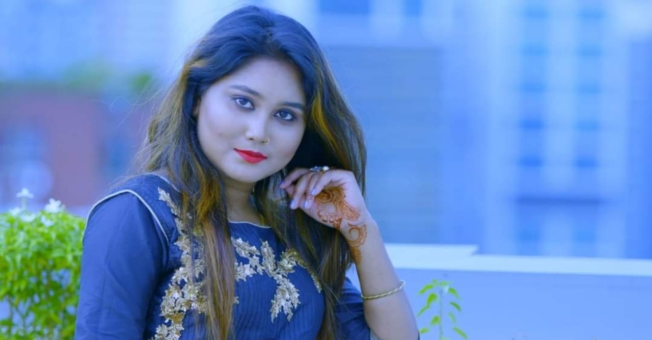 শুভ জন্মদিন কণ্ঠশিল্পী মুনিয়া মুন