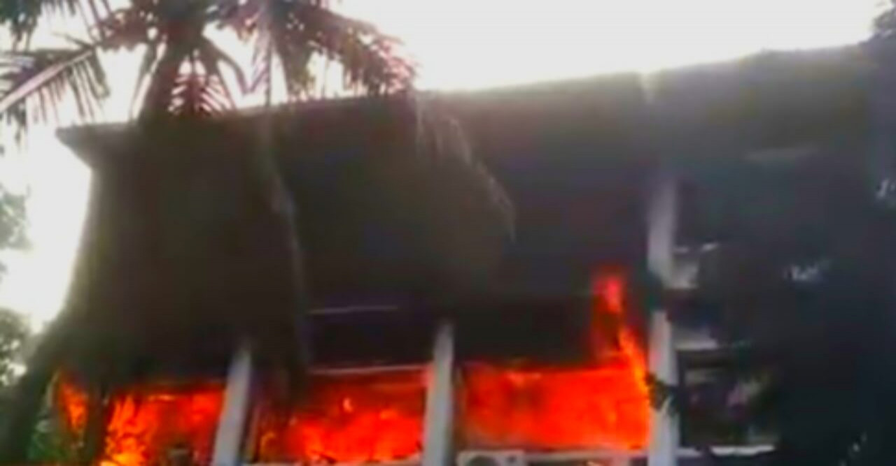 উপজেলা নির্বাহী কর্মকর্তার কার্যালয়ে ভয়াবহ আগুন