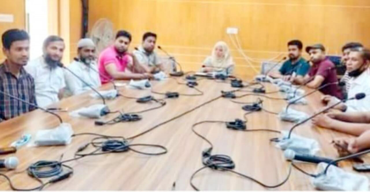 নবাগত ইউ'এন'ও এর সাথে সাংবাদিকদের মতবিনিময়