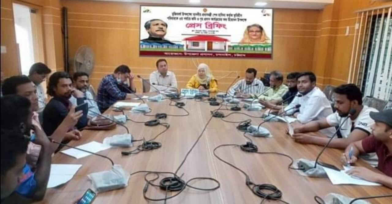 তৃতীয় পর্যায়ে প্রধানমন্ত্রীর ঈদ উপহার পাচ্ছেন ৬৫ ভূমি ও গৃহহীন পরিবার