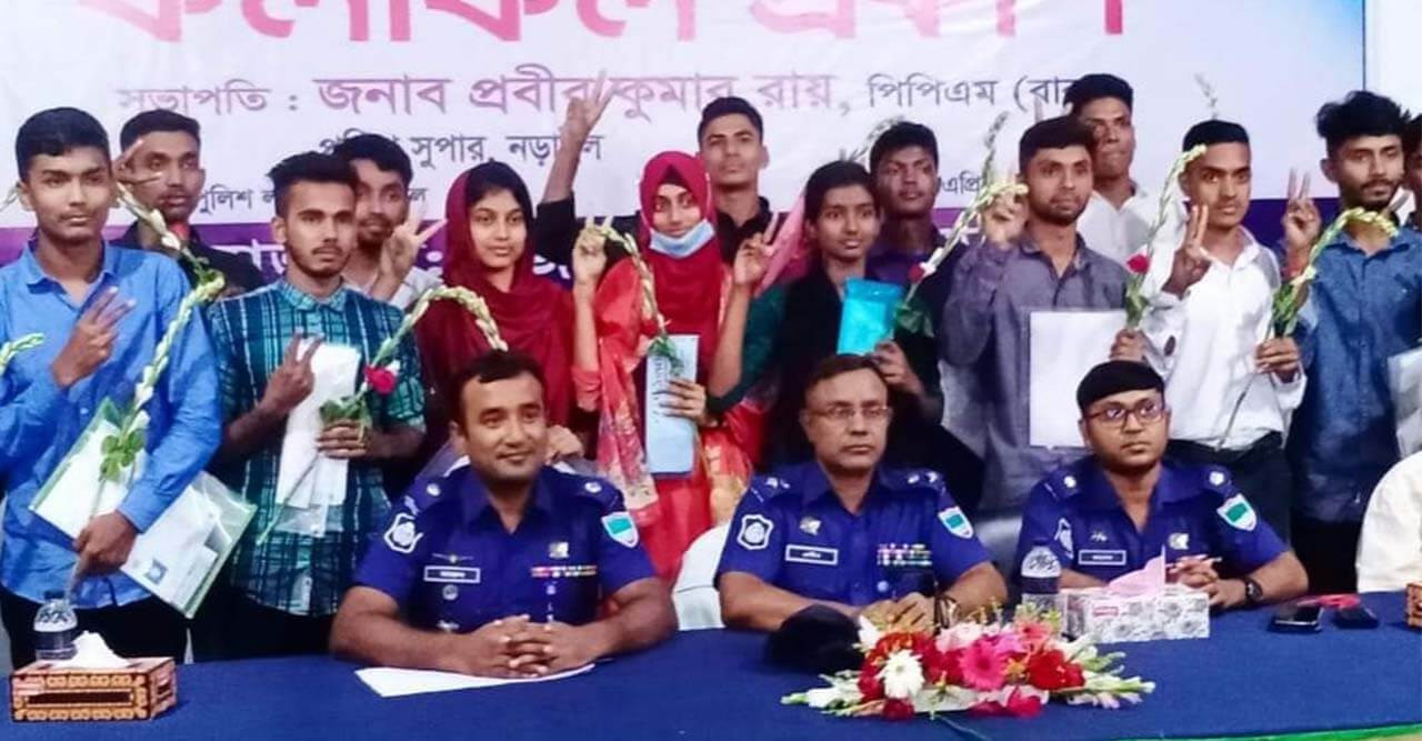 নড়াইলে কনস্টেবল নিয়োগ হলো মেধা ও যোগ্যতার ভিত্তিতে